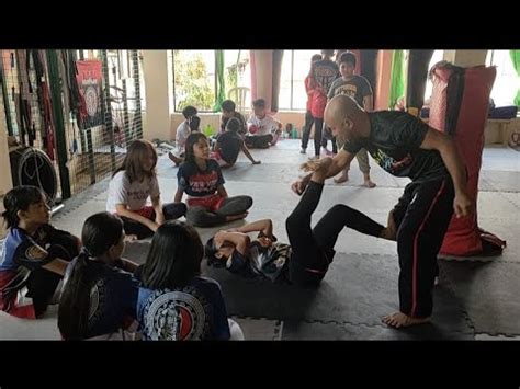 Choked in Filipino .